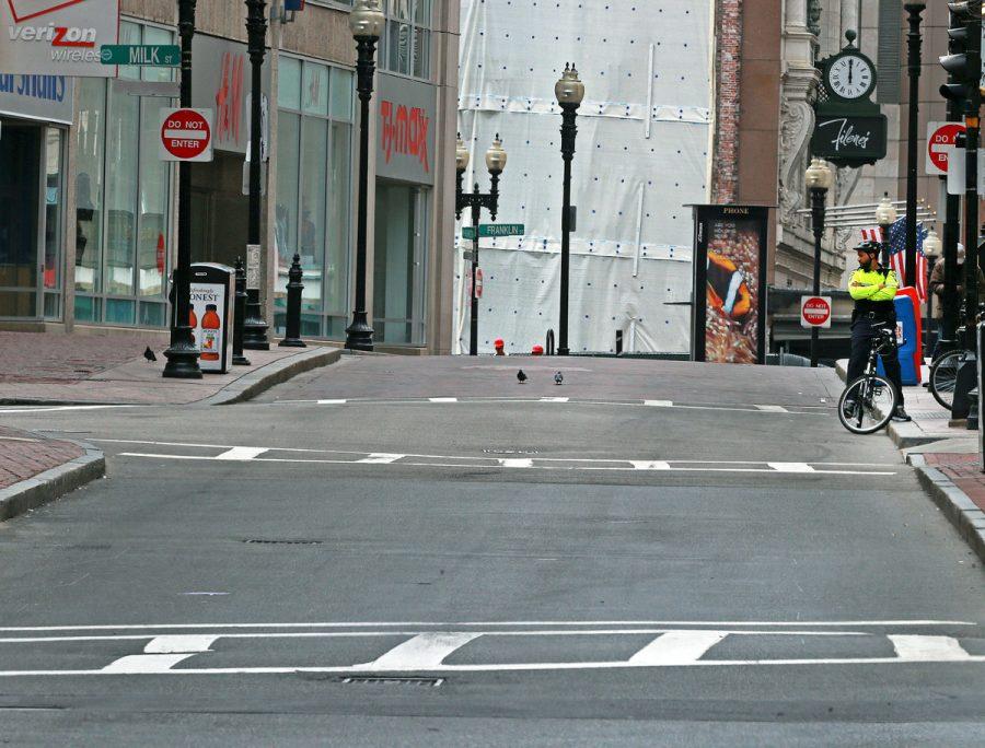 Downtown+Boston+was+eerily+deserted+during+the+manhunt+for+the+Boston+Bombers%26%23160%3B%0A
