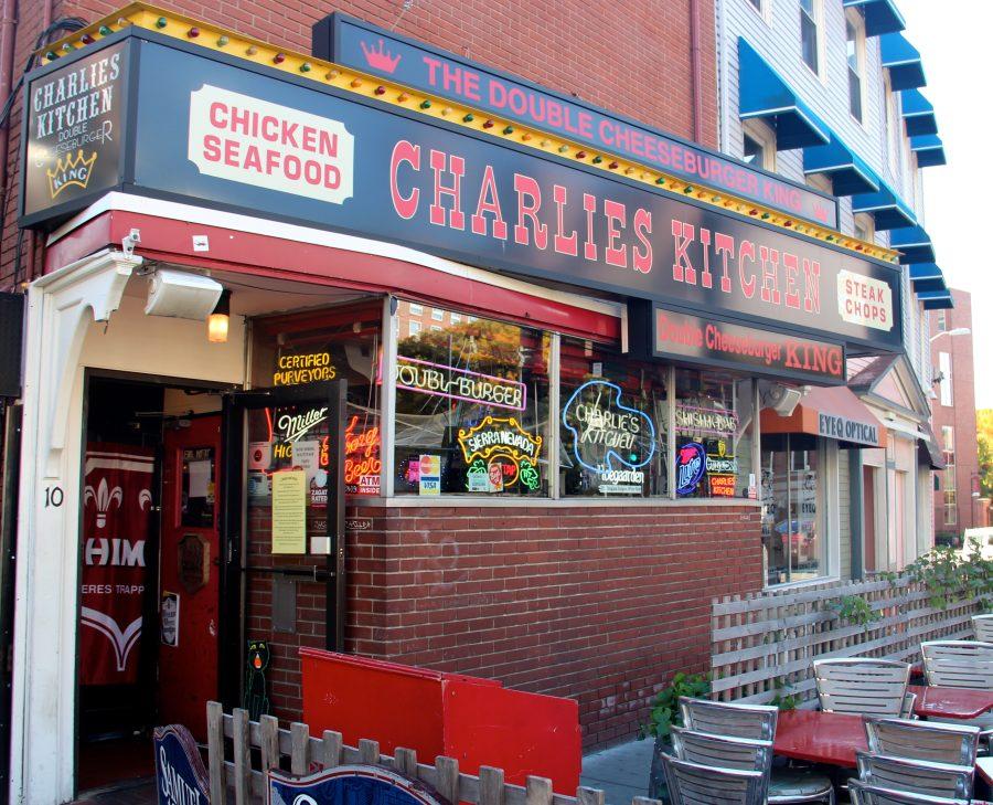 Charlies+delicious+double+cheeseburger+is+the+restaurants+claim+to+fame