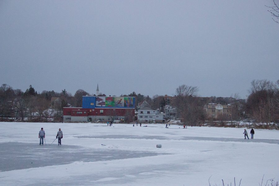 Pond+hockey+players+in+Cambridge+are+making+the+most+of+the+polar+vortex