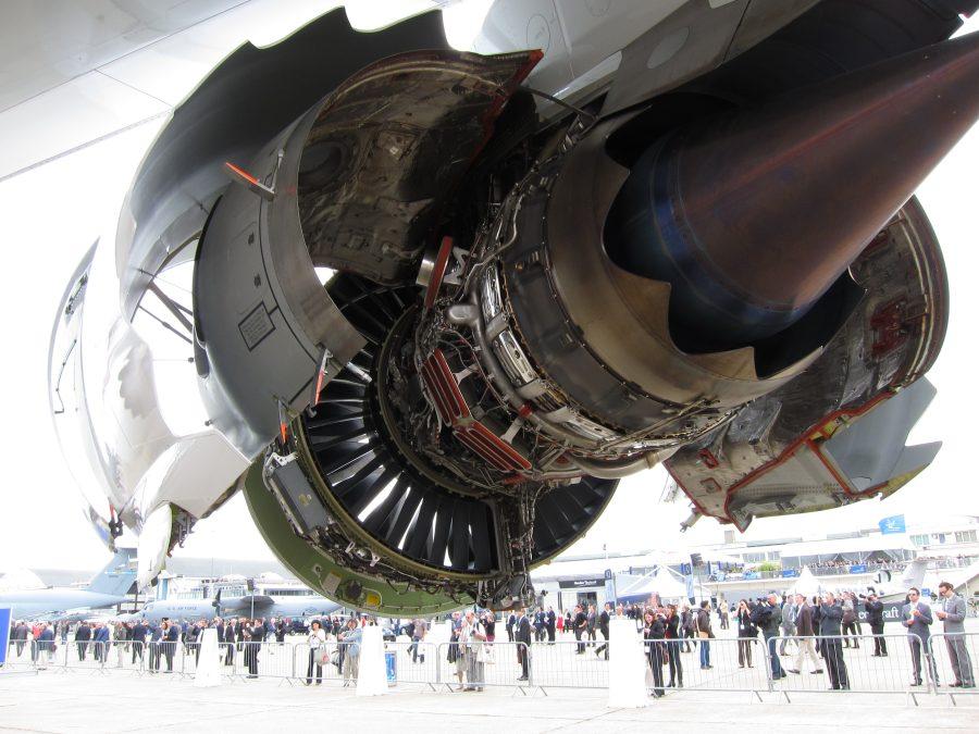 The+GENx+turbine%2C+developed+by+General+Electric+for+the+Bowing+747+and+748+Dreamliner+airplanes.