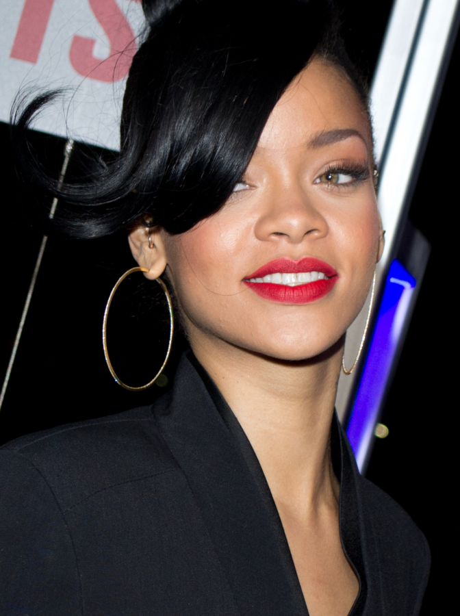 Rihanna%2C+founder+of+Fenty+makeup+line.