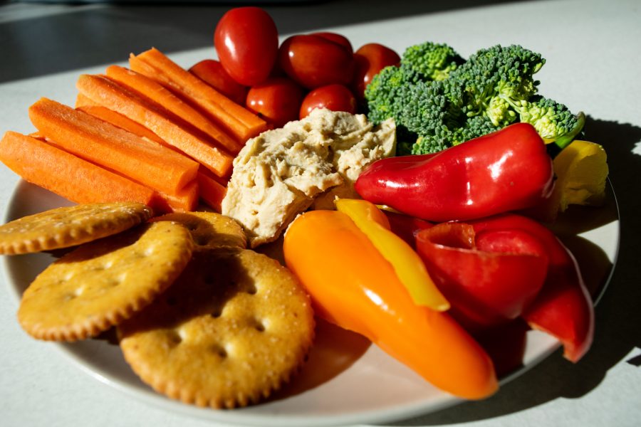 A+platter+of+colorful+vegetables.