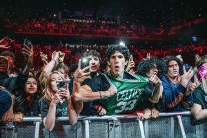 Fans attend a Lil Uzi Vert concert at the MGM Music Hall at Fenway. Photo by Olivia Reid / Photography Editor.