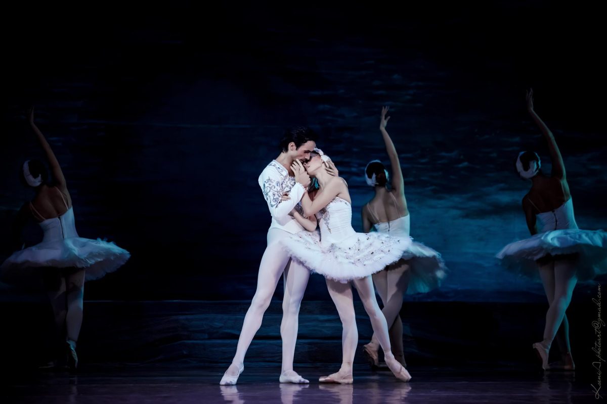 Grand Kyiv Ballet enchants with ‘Swan Lake’