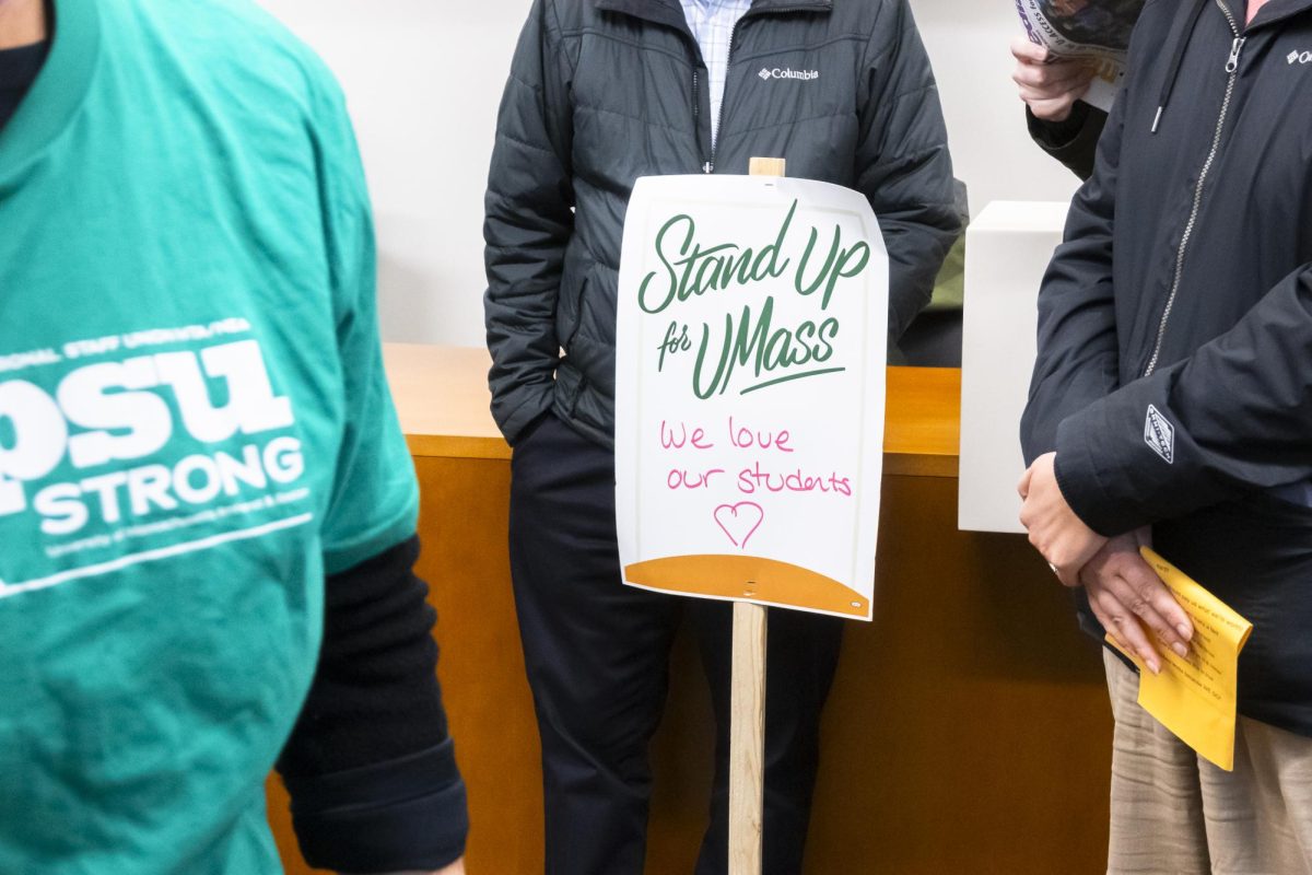 A PSU member’s sign at a rally demanding fair contracts in November 2025.