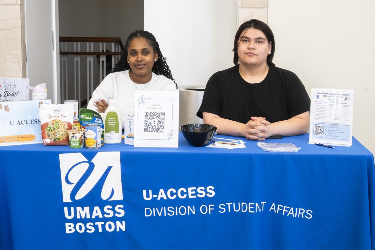 U-ACCESS tabling at Immigrant Action Week April 21. 